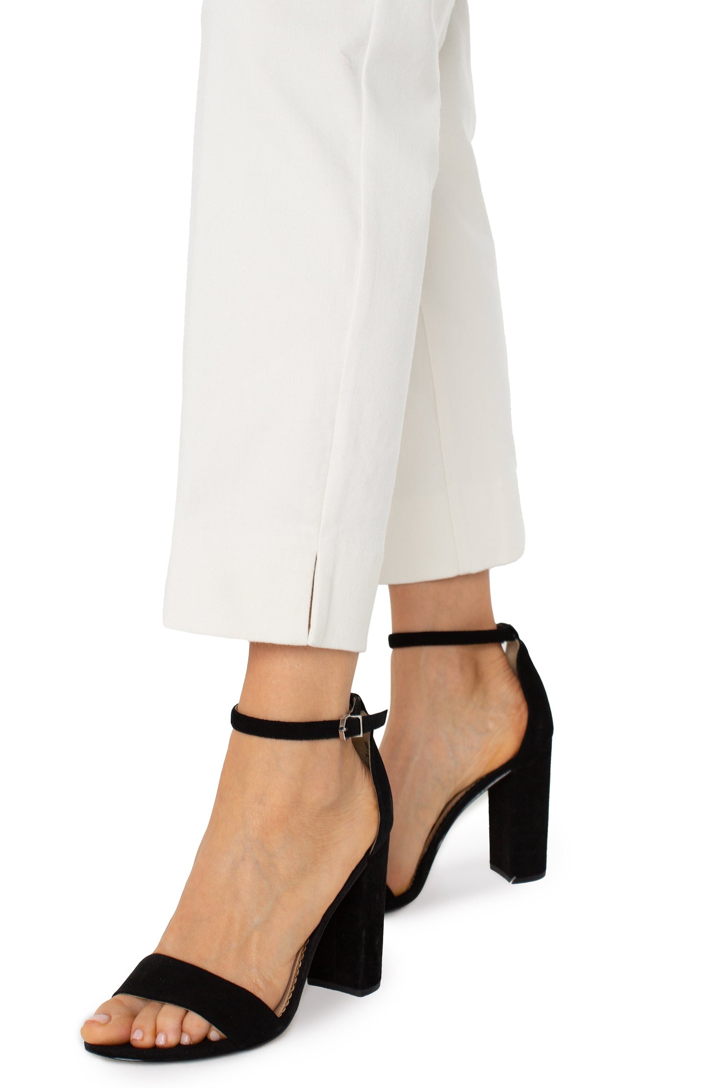 Kelsey trouser with slit/ whipped cream
