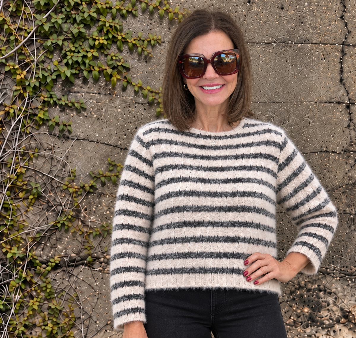 Boatneck Knit Top/ black cream stripe