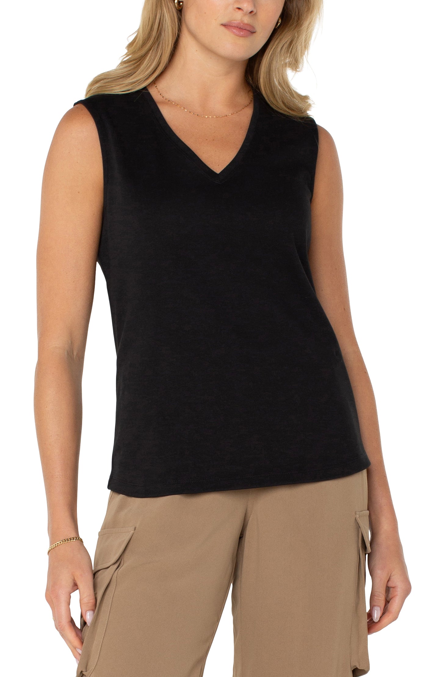 sleeveless V neck top/ black