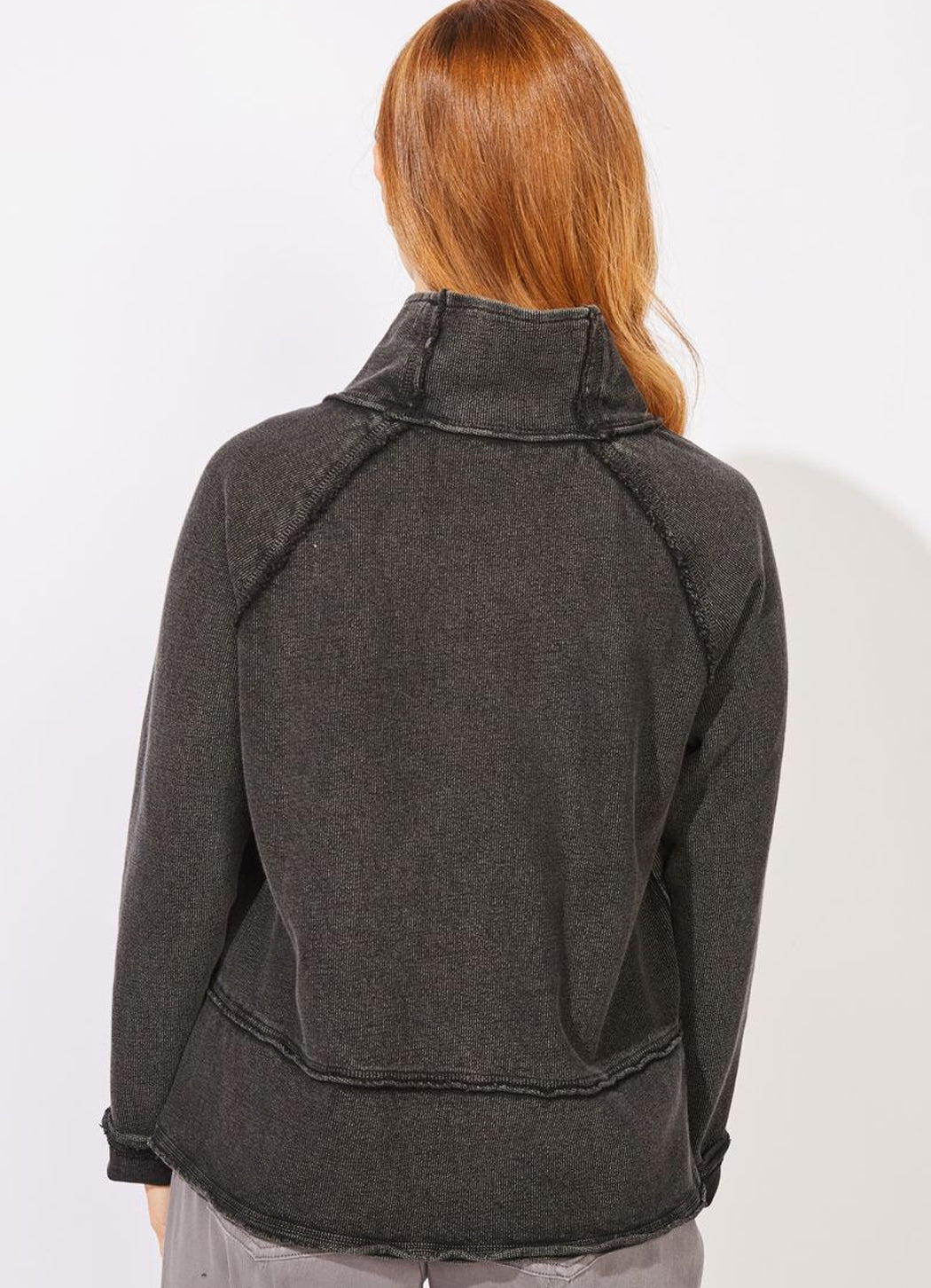 Alpine Mock Neck sweater / Black