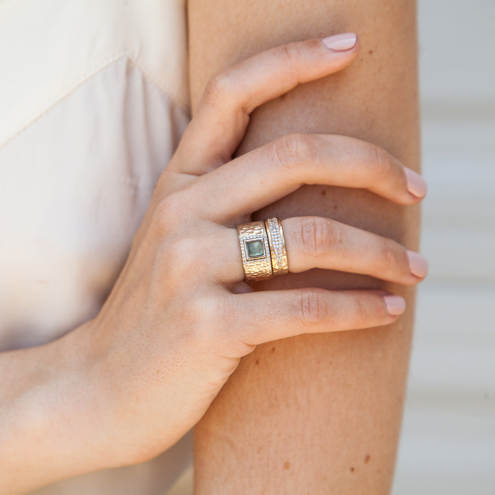 TAT 2 Designs Gold Velen Crystal inlay ring