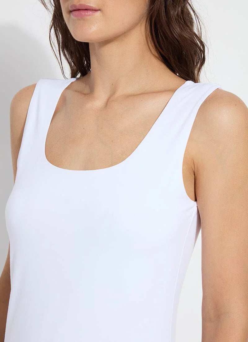 Evie Scoop neck tank/ white