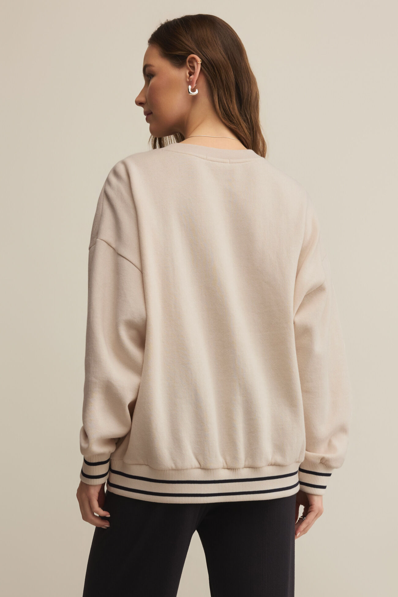 Oversized Saturdays Sweatshirt/ crystal