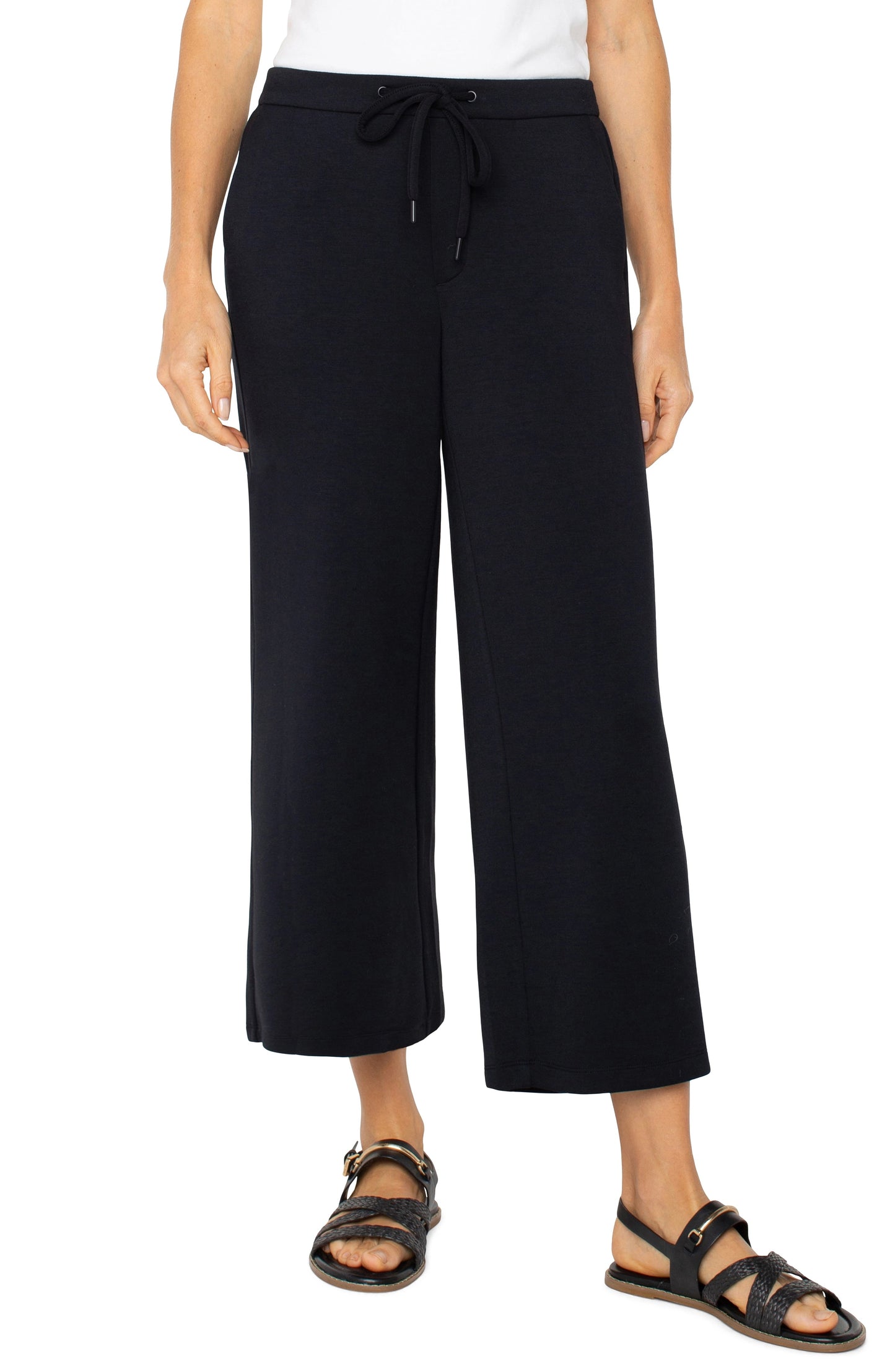 Pull on Wide Leg Crop/ cloud 9 black