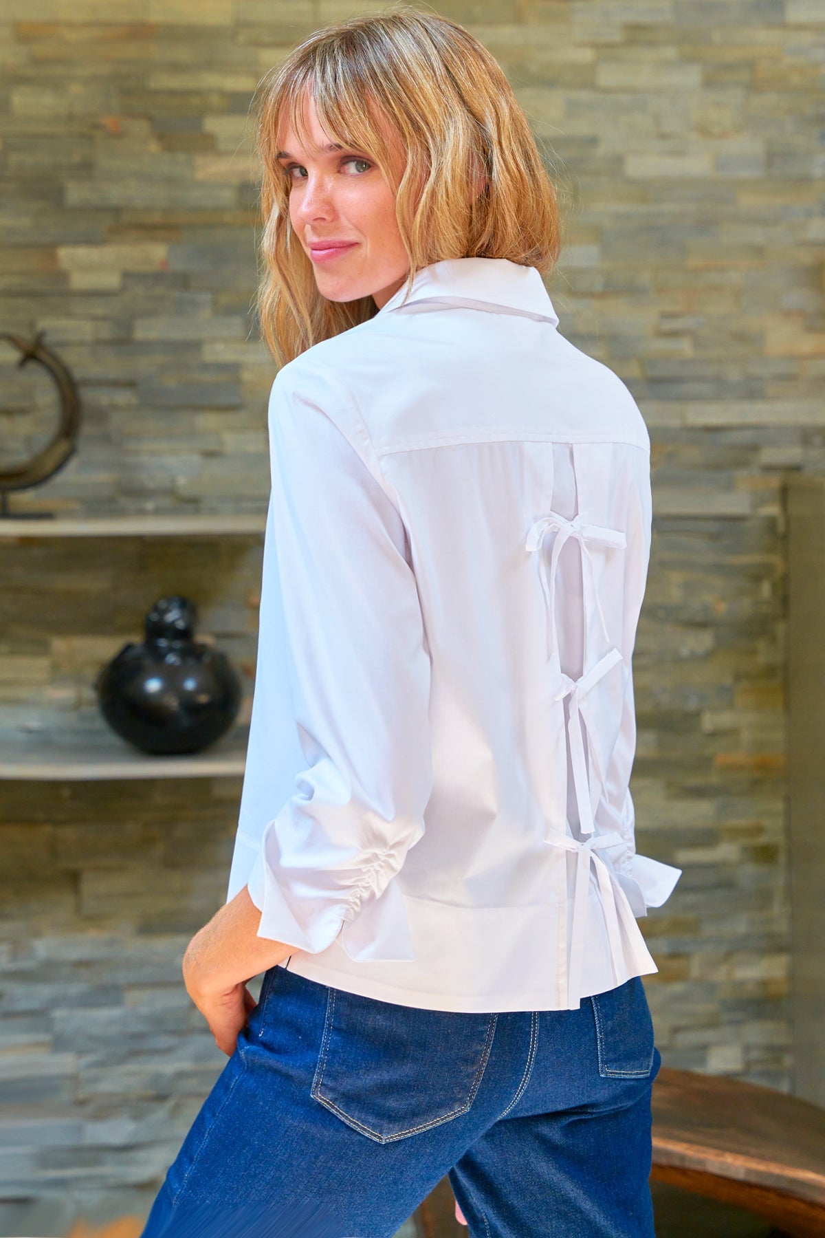 EUGENIE BOW BACK SHIRT | WHITE