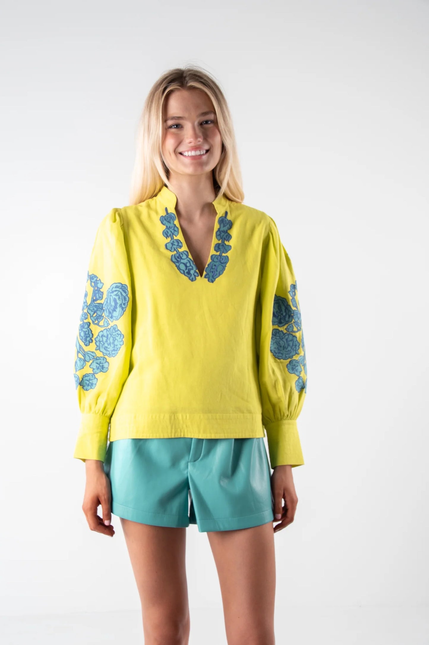 Hampton Top/ Joy Bouquet