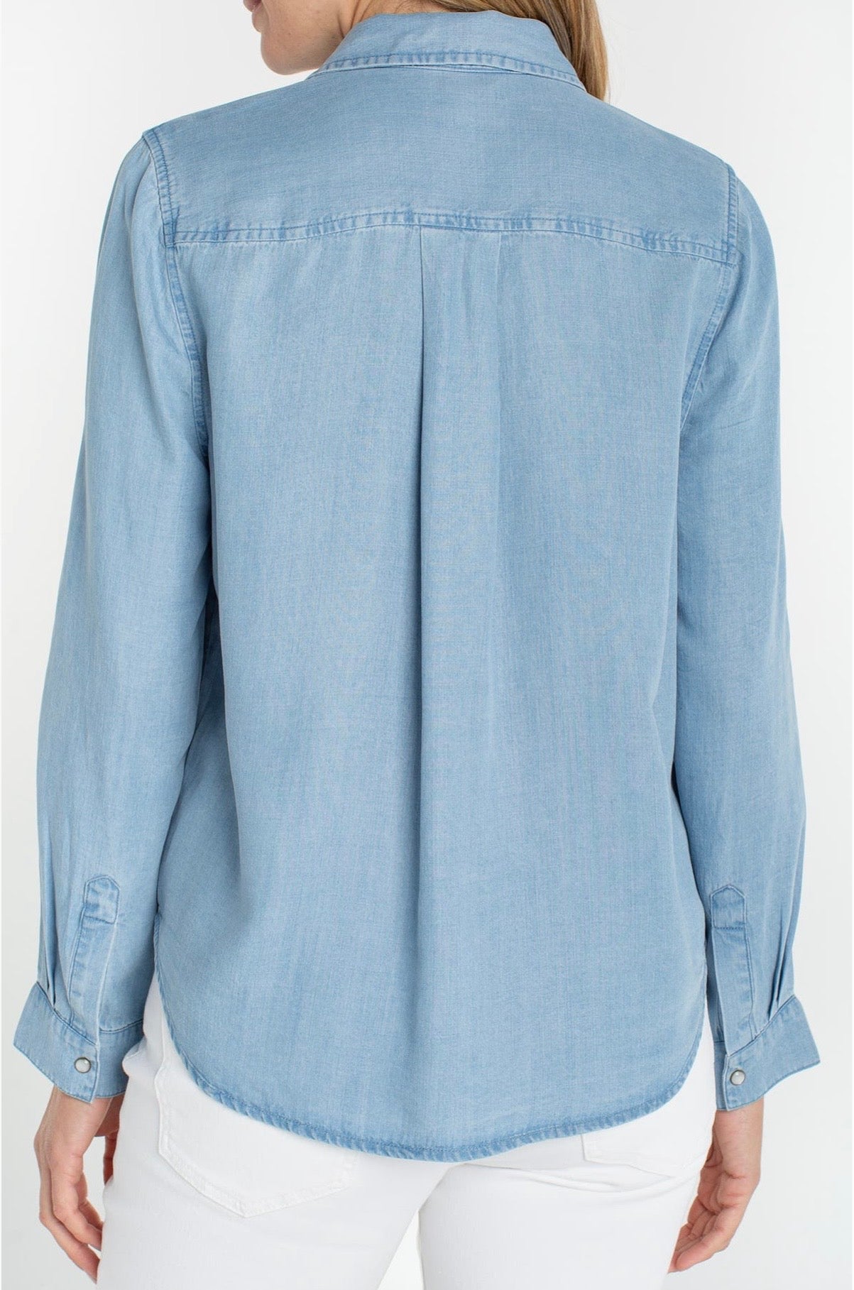 Denim shirt with pockets/ Malibu Light