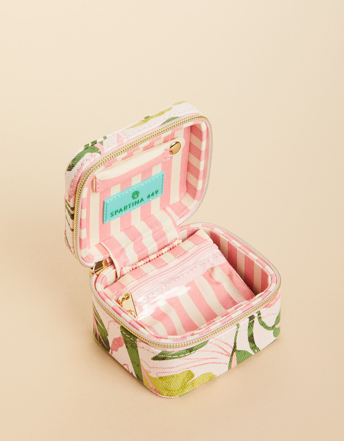 Stow and Go Jewelry travel case/ palm paradise
