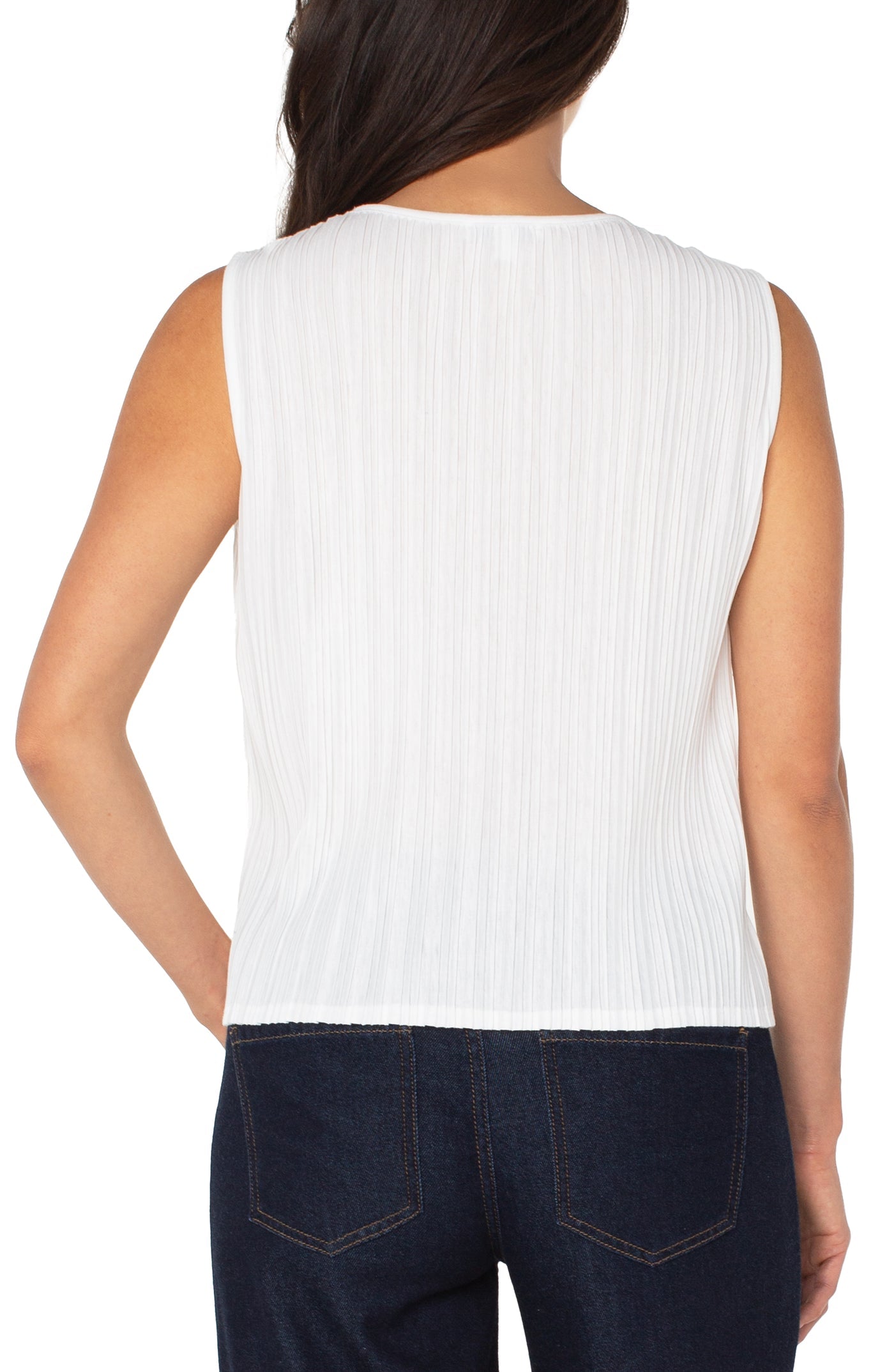 Boat neck sleeveless top