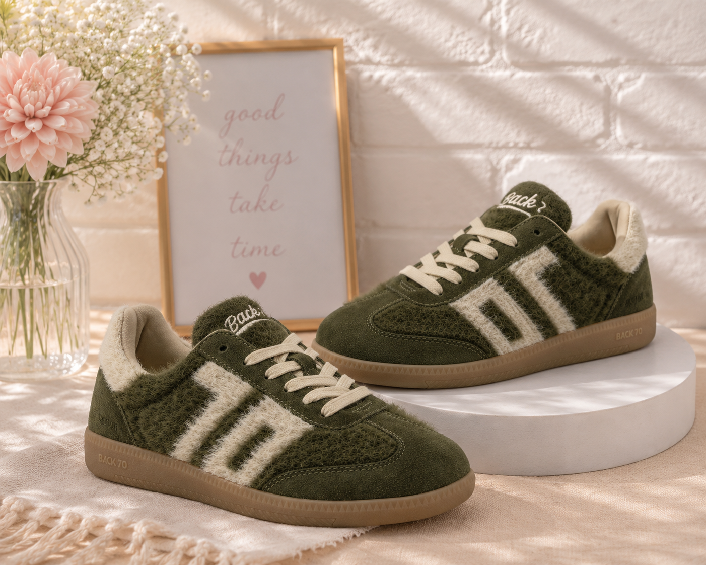 Back70 Mohair / Forest Beige