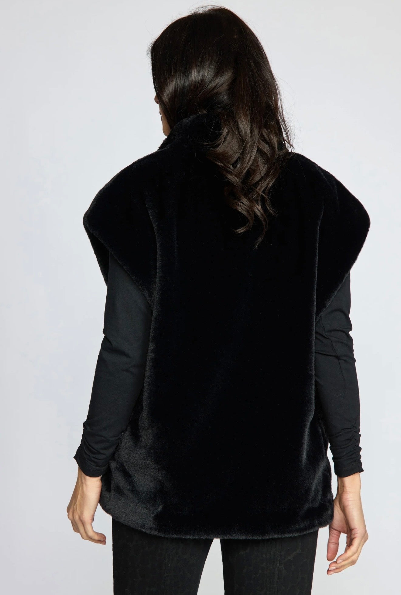 Faux Fur Stellar Vest/ Black