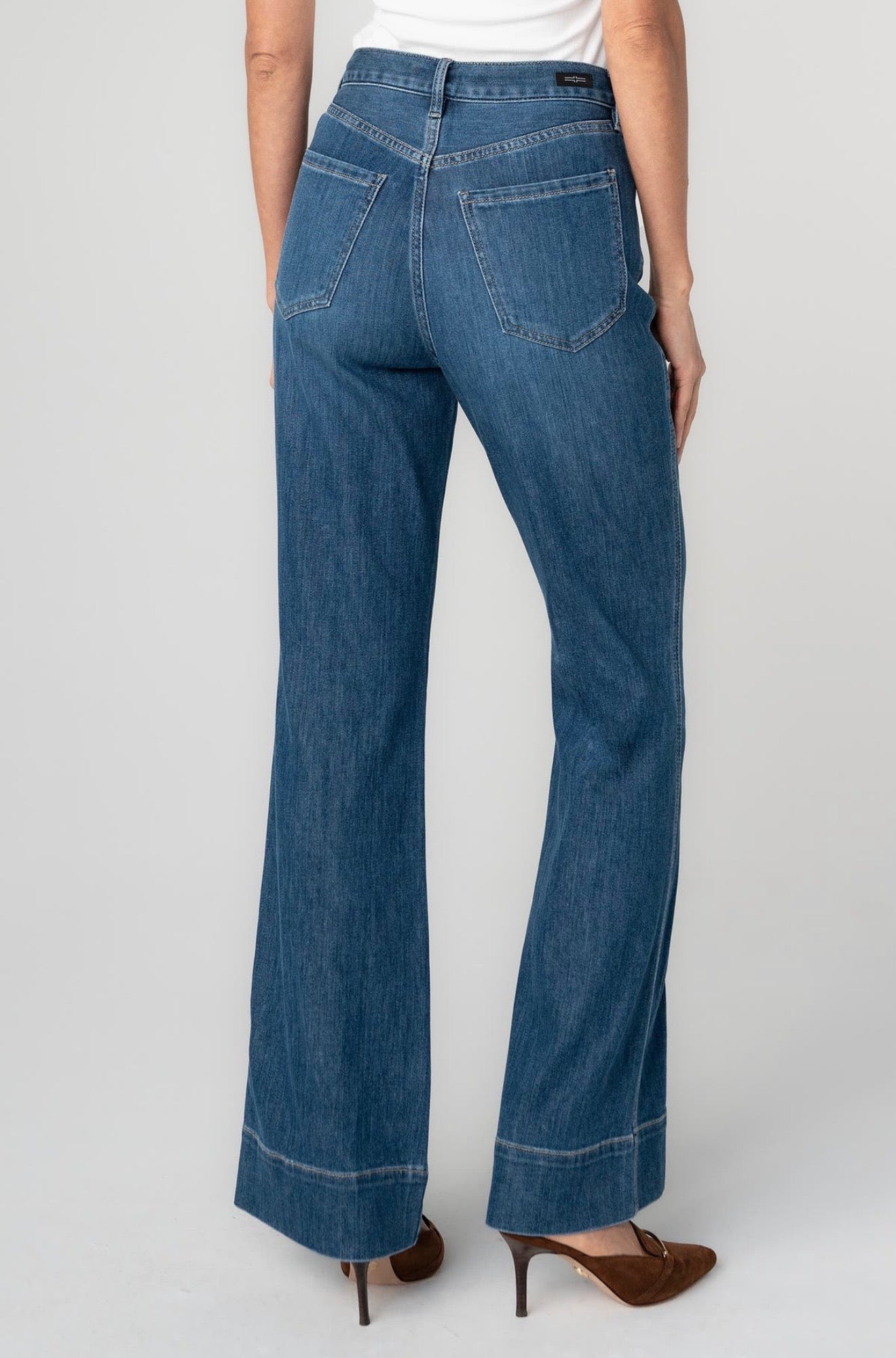 High Rise seam bootcut jeans/ Bay shore