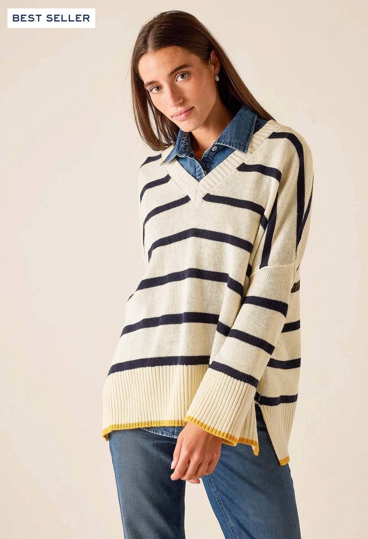 Montauk Vneck Sweater/ cream/ navy/ gold