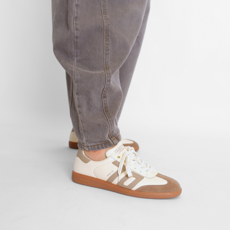 Back 70 / milk taupe