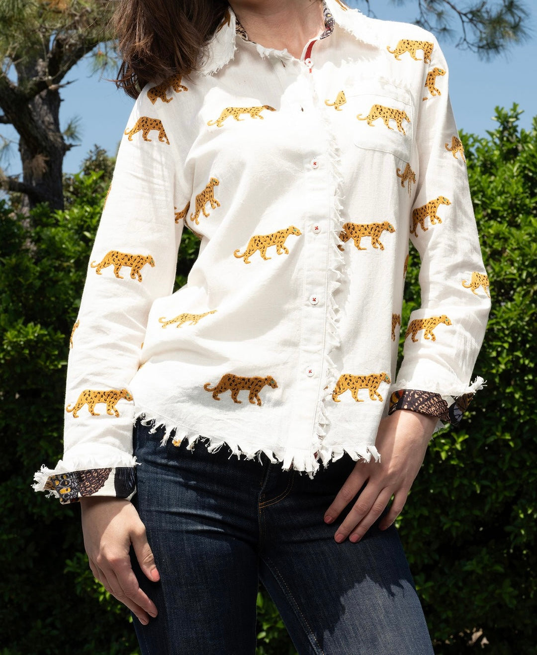 CAPE COD TOP IVORY WITH CHEETAH EMBROIDERY