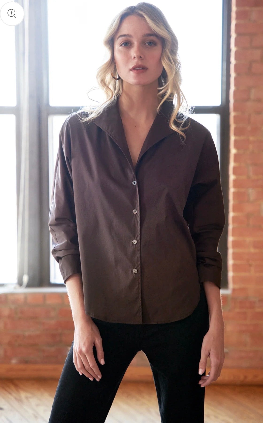 Revere Shirt Solid silky poplin/ chocolate