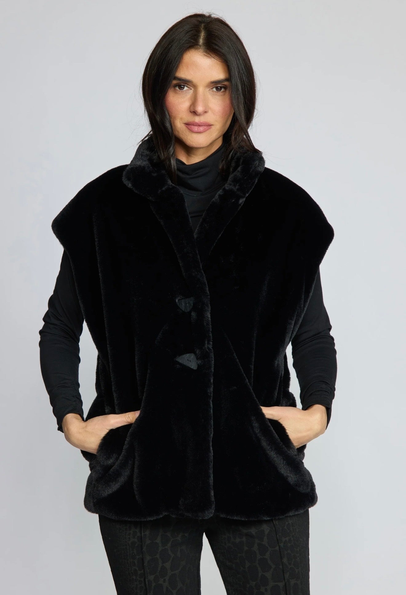 Faux Fur Stellar Vest/ Black