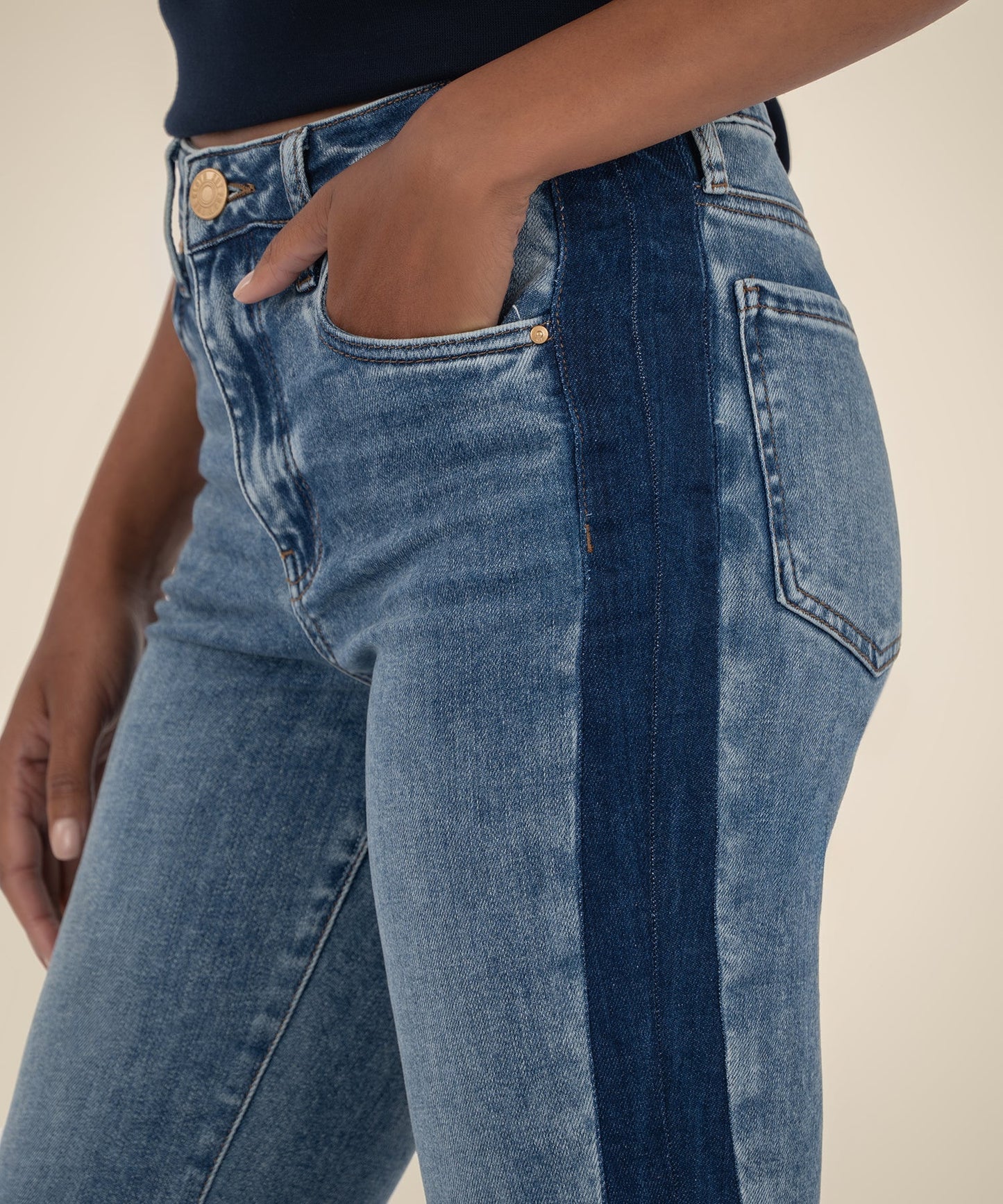 Kelsey High Rise ankle flare/ inerrant with dark stripe