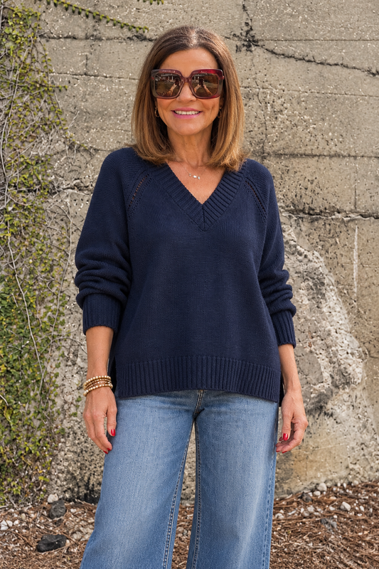 Stratton V neck sweater / eclipse