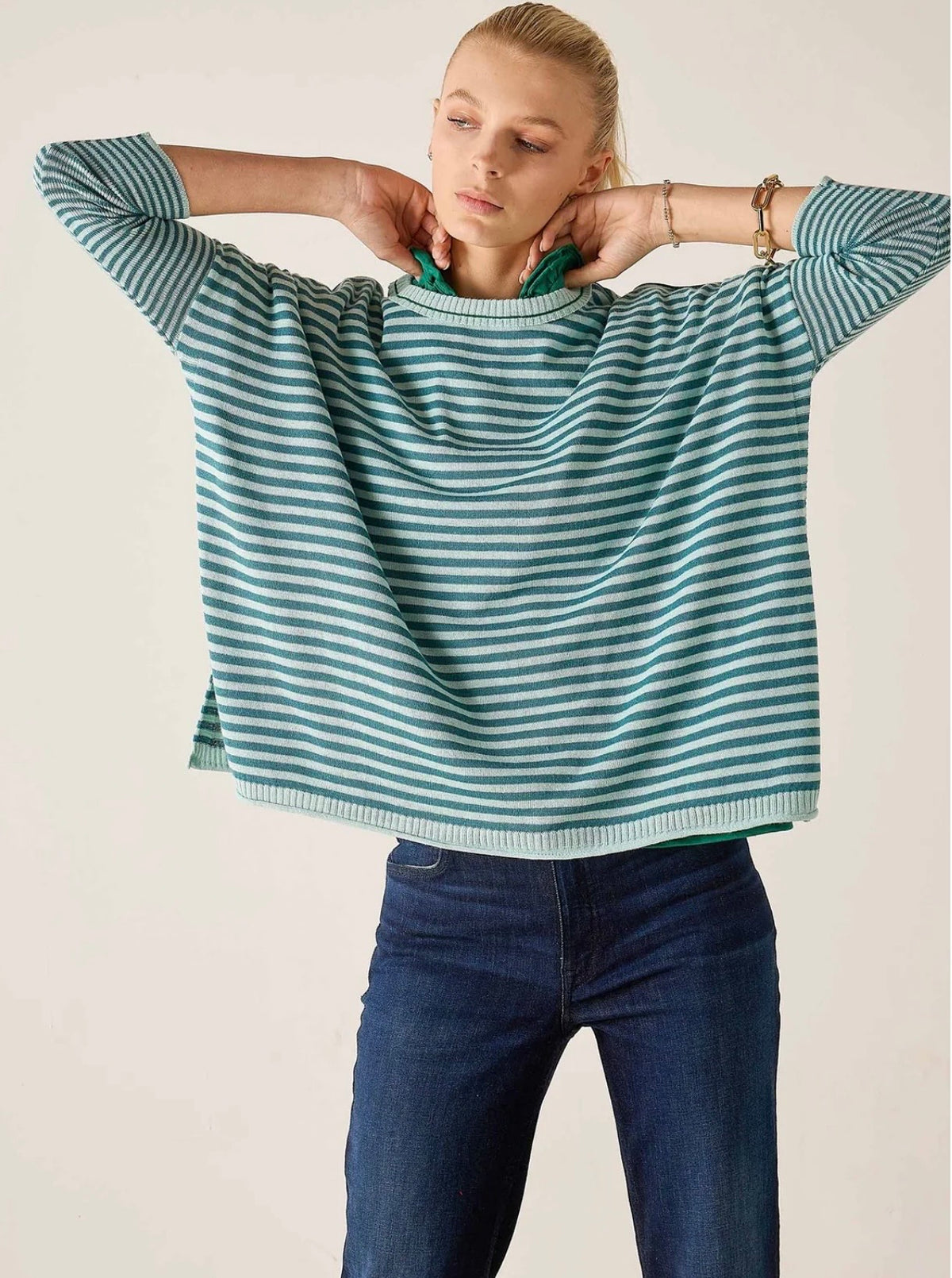 Catalina Crewneck Deep Ocean/ rain stripe