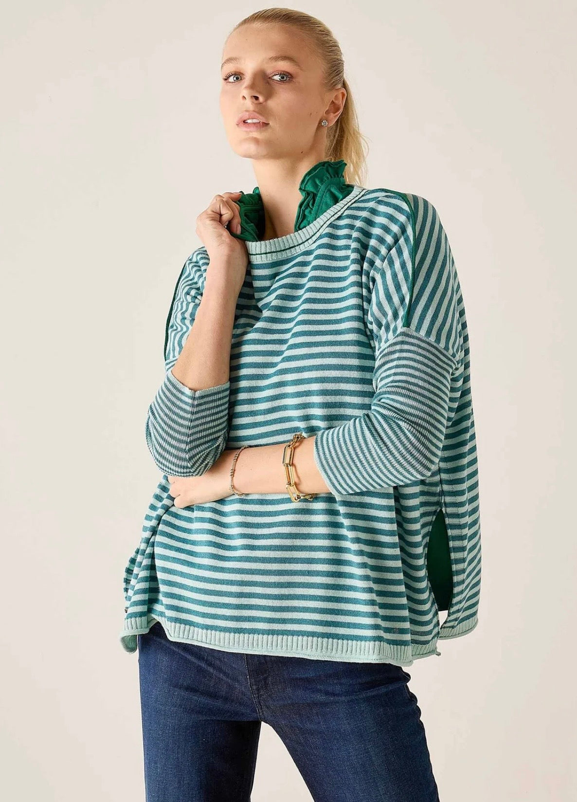 Catalina Crewneck Deep Ocean/ rain stripe