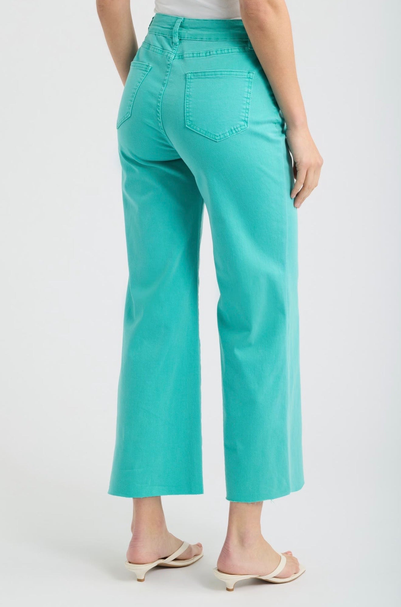Wide Leg Crop / turquoise