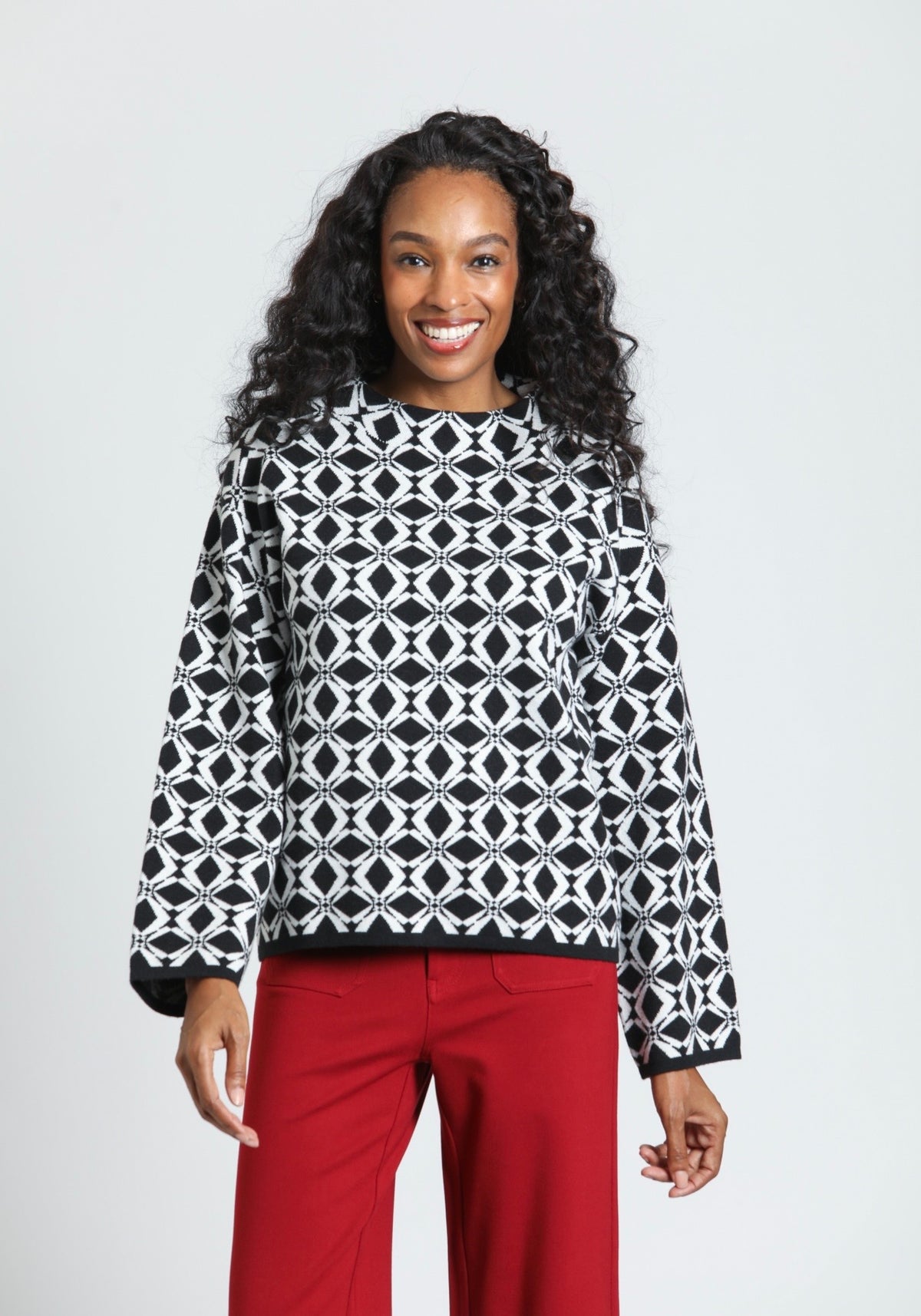 Funnel Neck Pullover/ monochrome