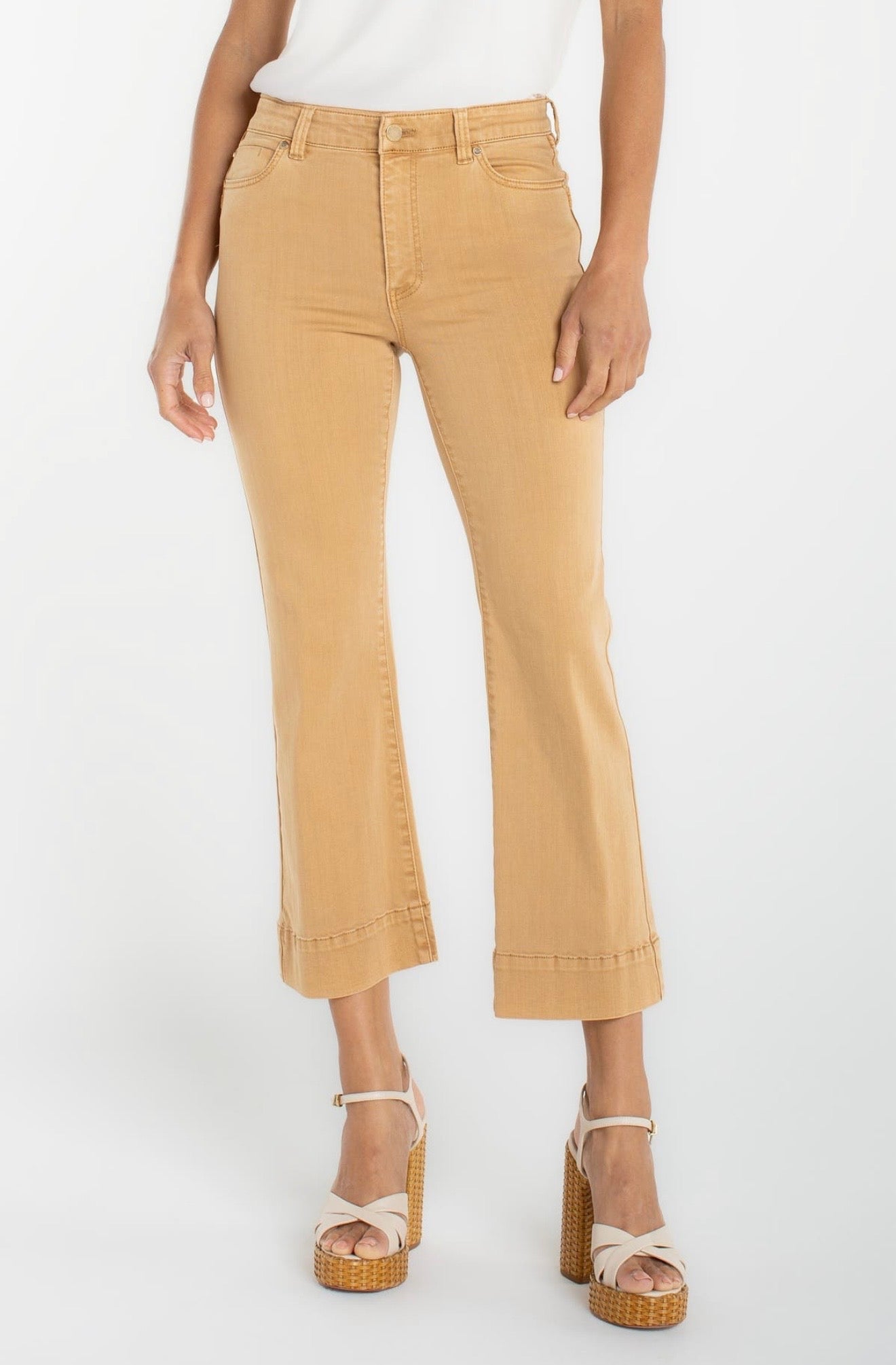 Hannah Crop Flare / Straw